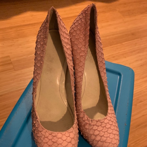 Calvin Klein heels - Picture 1 of 2